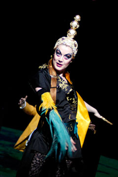 Sylvia Koke - Der goldene Hahn (Königin von Schemacha) ©bh